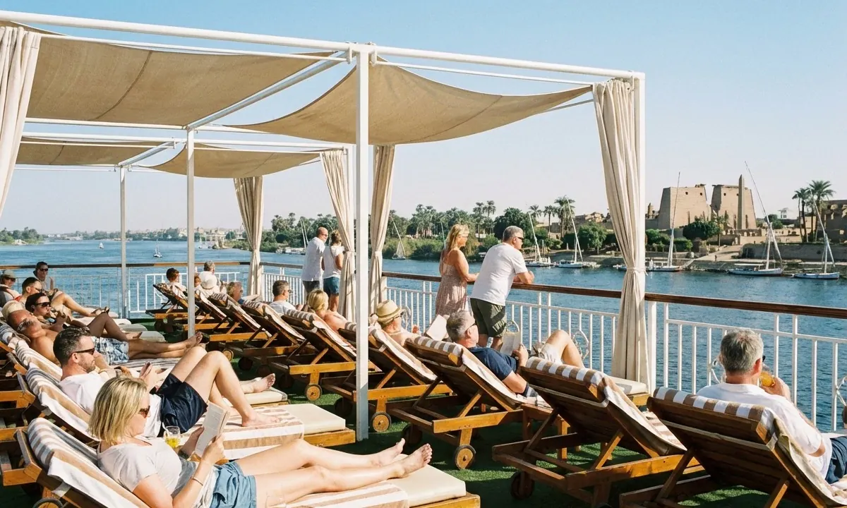 Zonnedek op Nijlcruise